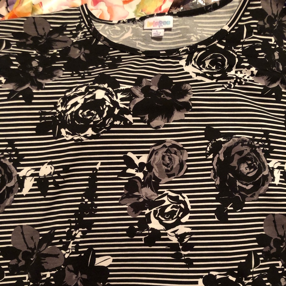 🚨NEW🚨 Large LuLaRoe Irma